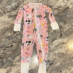 Pink farm animals little sleepies zippy